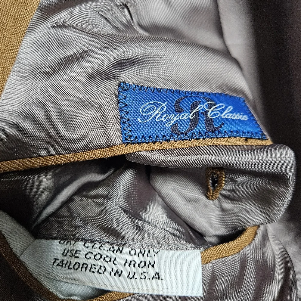 Men's Brown Sport Coat Blazer - Picture 7 of 9
